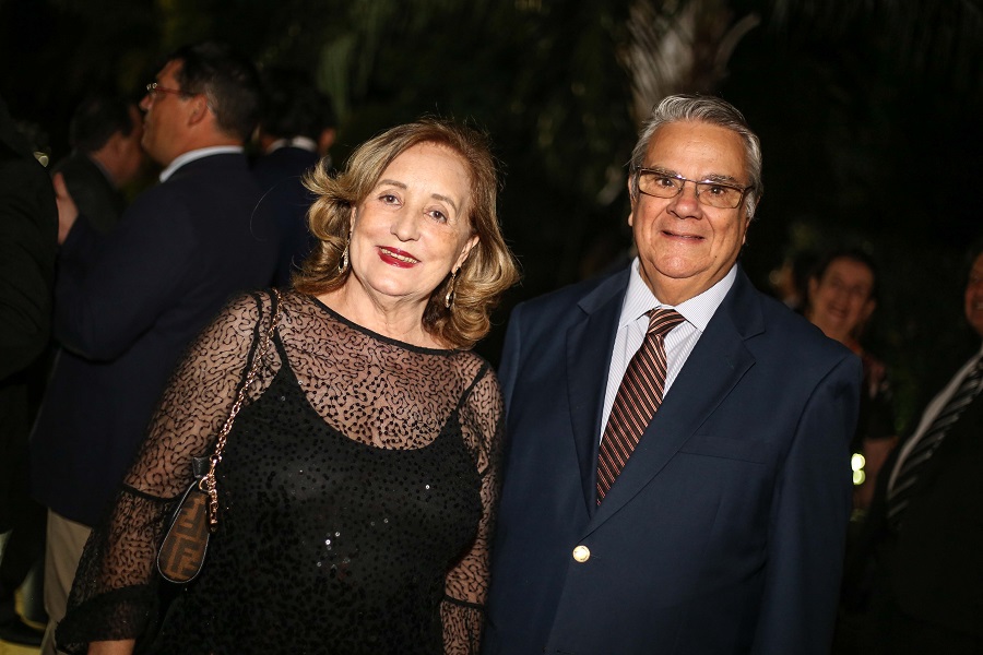  Elvira Perez e Reginaldo Trigo                     